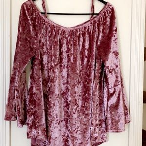 NOBO Velvet pink off the shoulders blouse